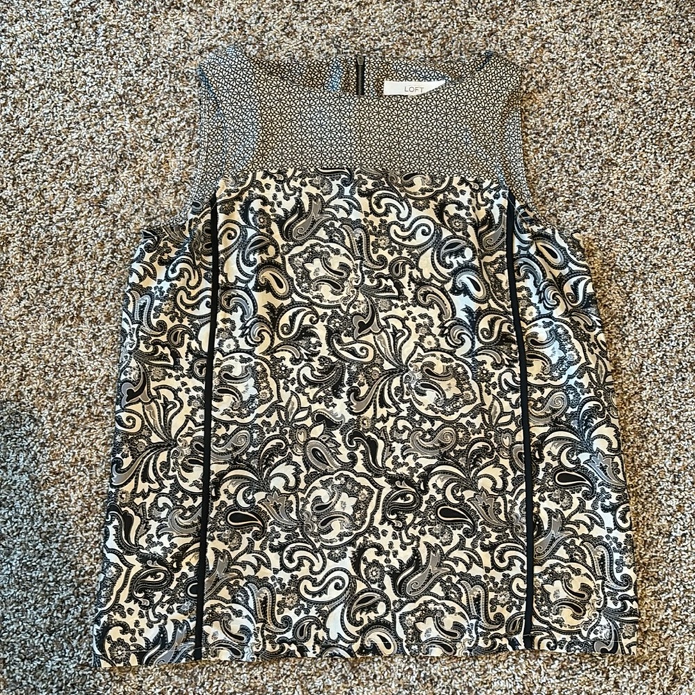 Loft sleeveless paisley blouse